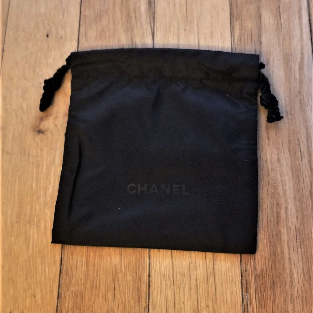 CHANEL - dust bag, envelope, gift card. NEW - Picture 4 of 6